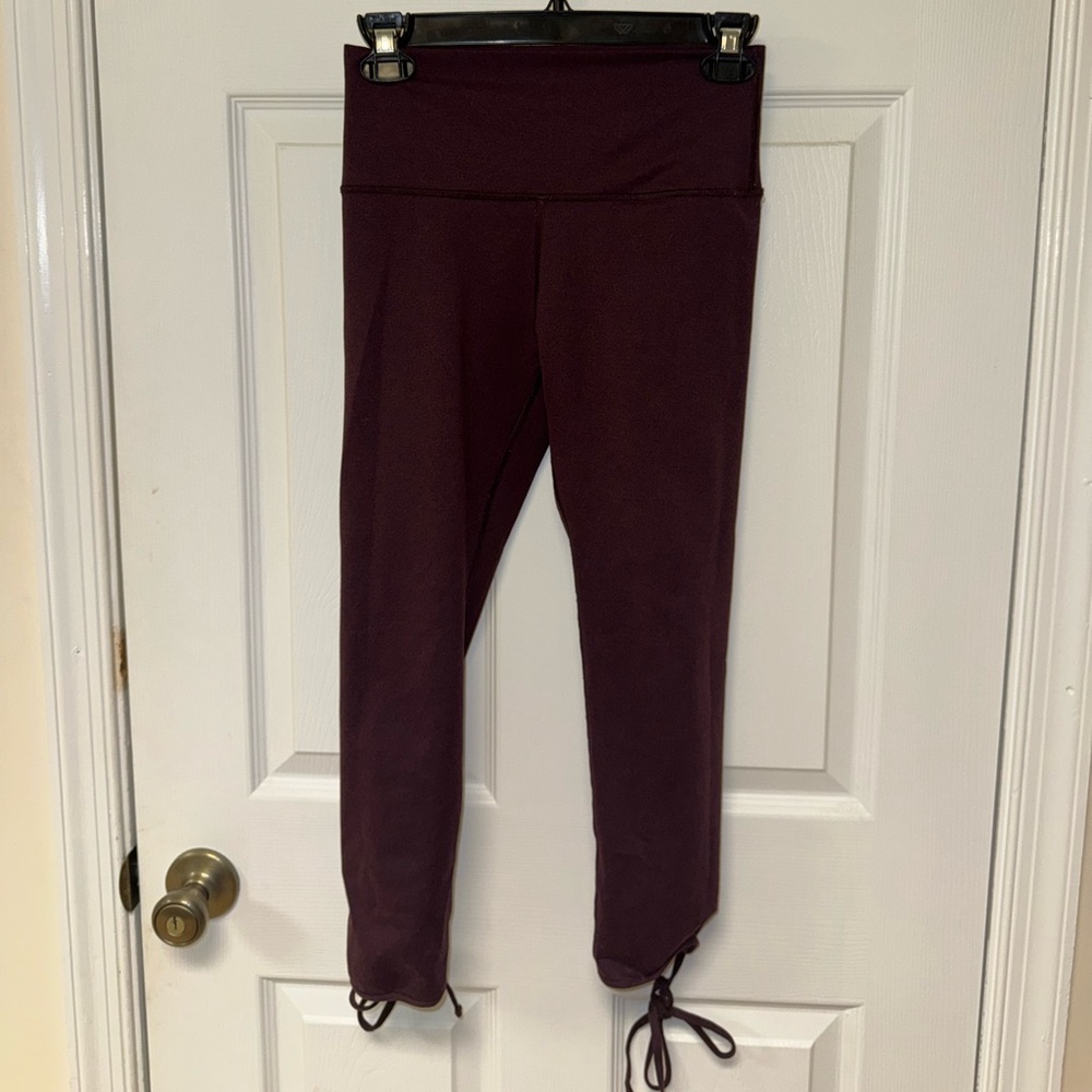 Aerie Deep Plum Cropped Tie Active Leggings